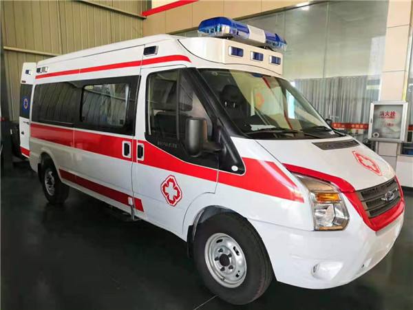 桃江县福特V362救护车